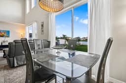 Lakefront 5BR Villa 10min to Disney • Sleeps 10