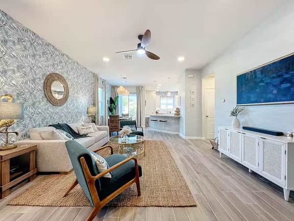 3BR Villa in Gated Oviedo  Near UCF & Orlando
