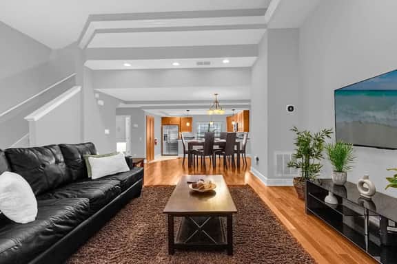 Charming 4BR, 3.5 Bath - Near Disney World