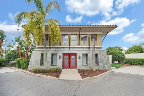 Enchanted Garden Townhouses 1 Mile to Disney World