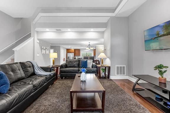 4Br, 3.5B Enchanting Townhome in Disney