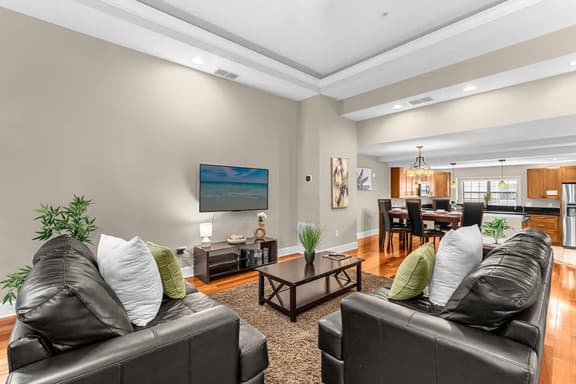 Enchanted Garden Townhouses 1 Mile to Disney World